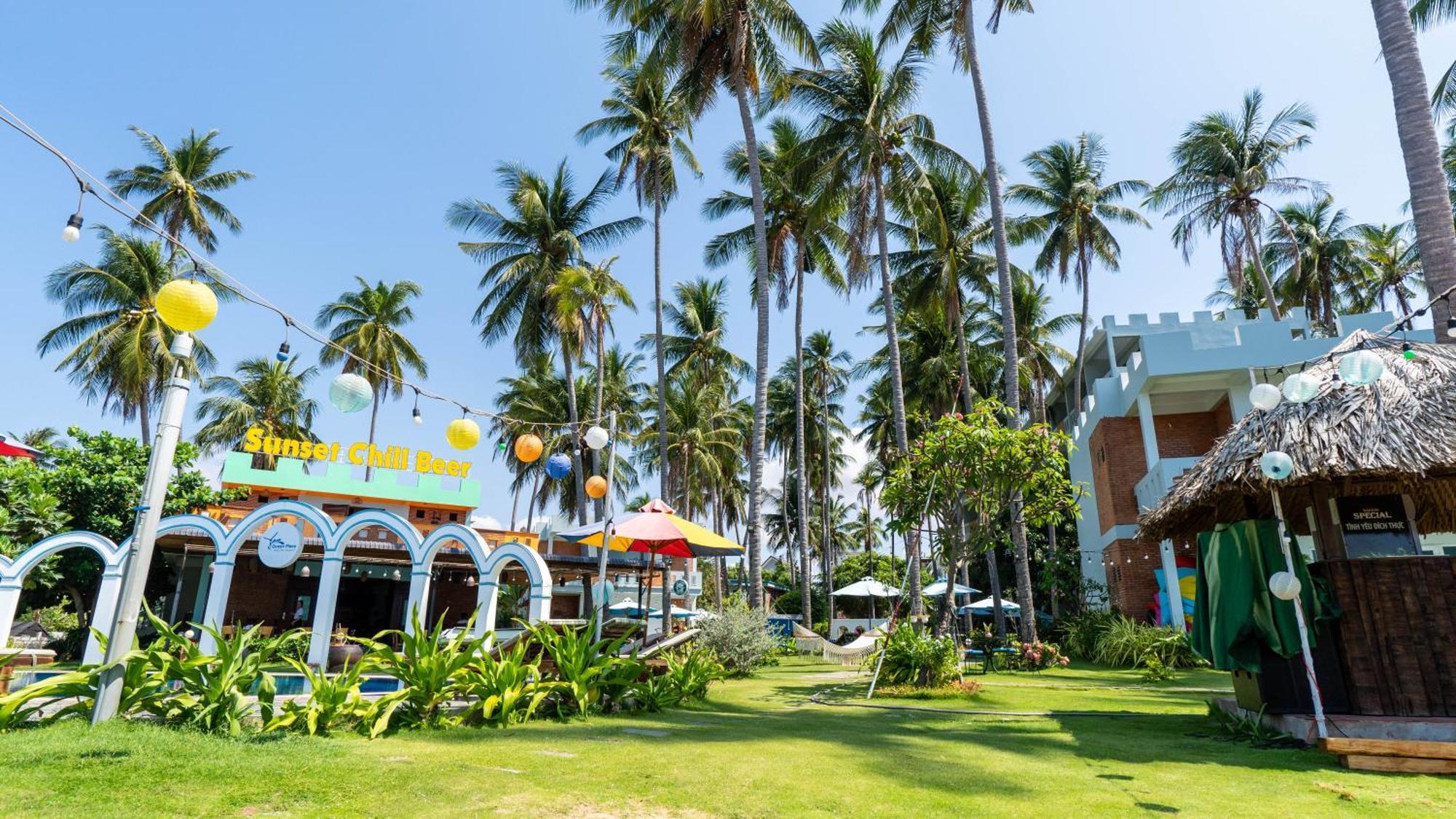 Ocean Place Resort Mui Ne Exterior photo